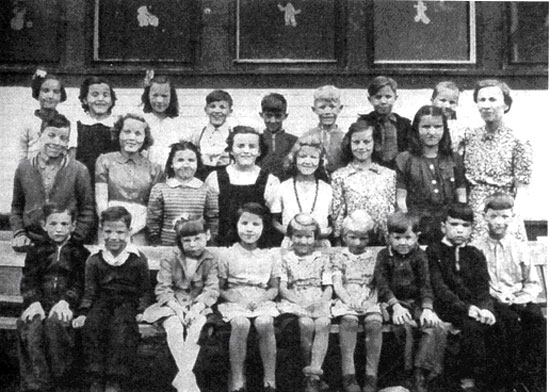 Mapleton Class of 44 (B)